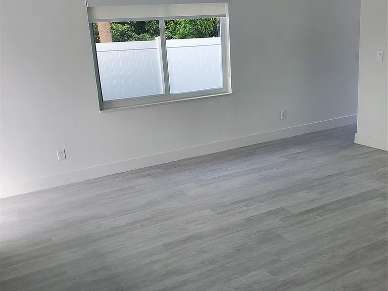 70 NW 13th Ave #2 — Photo 21