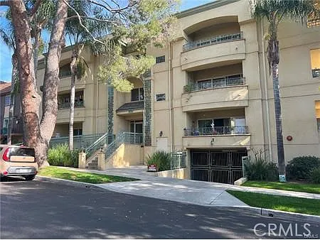 620 E Palm #302 Photo 1