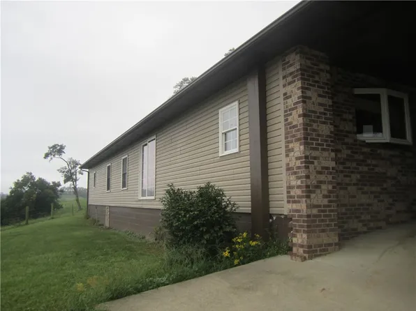 586 White Barn Rd, Waynesburg, PA 15370