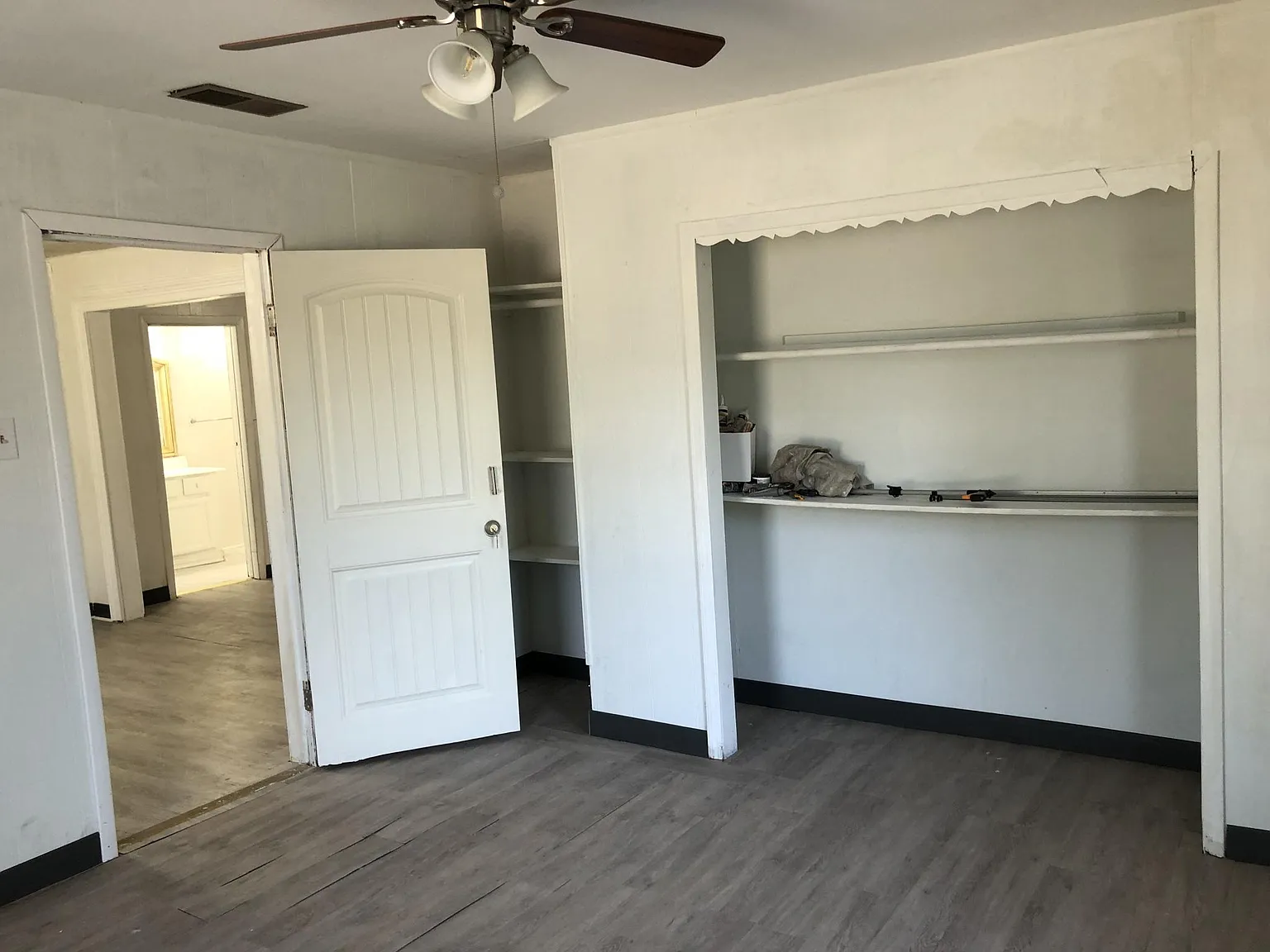 116 W College Ave — Photo 3