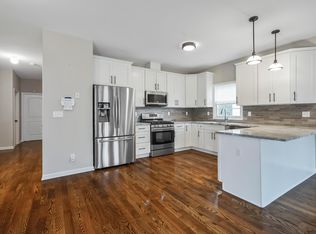 32 Cleveland Ave #1, Harrison, NJ 07029