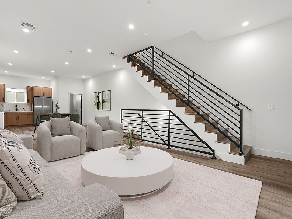 Living Kitchen and Dinning Room 

Note: staging is digital