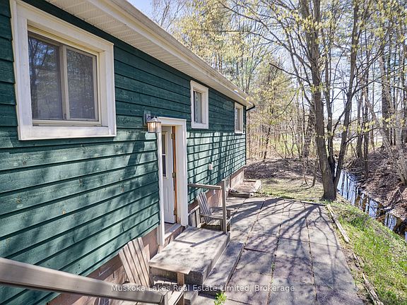 3rd image of 7 Ferndale Rd