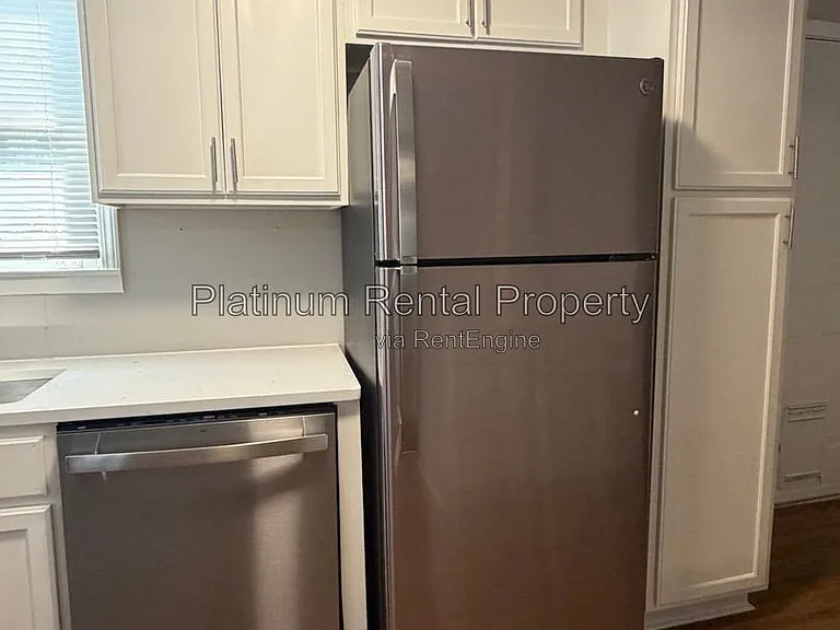 3224 Forrest Hills Dr SW — Photo 13