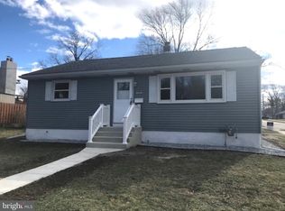 358 Lake Blvd, Lindenwold, NJ 08021