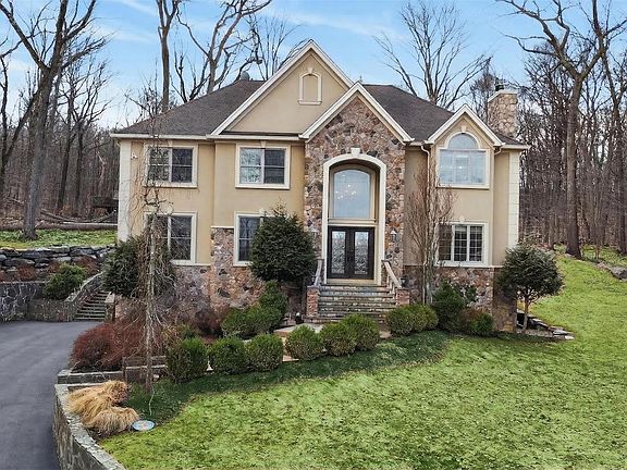2nd image of 53 Gibson Hill Road