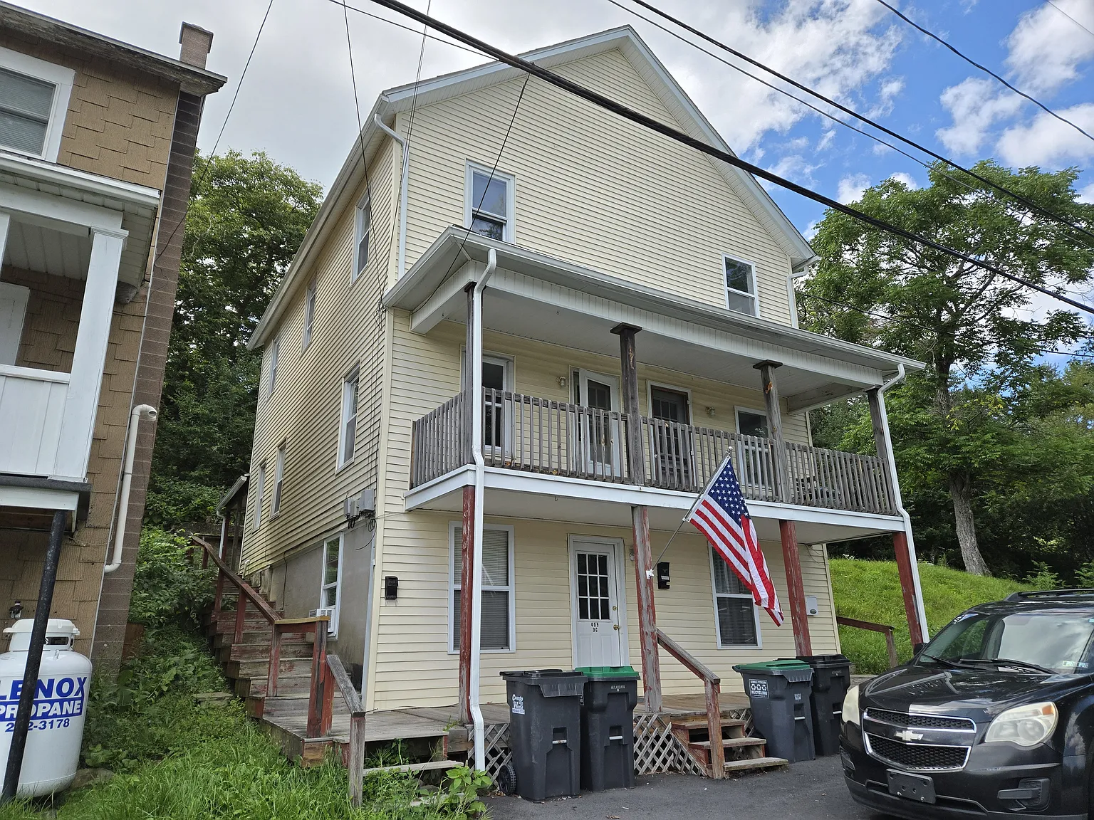 2 bed, 825 sqft, $1,275 — Photo 1
