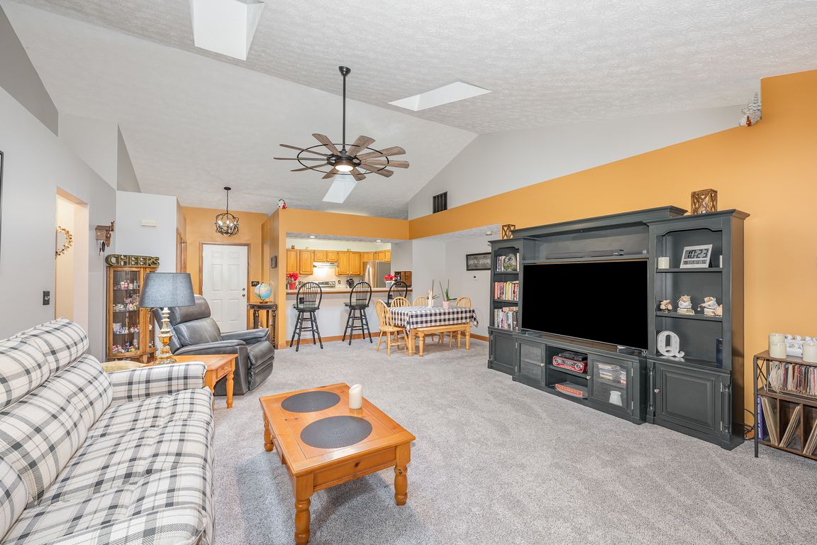 next background image