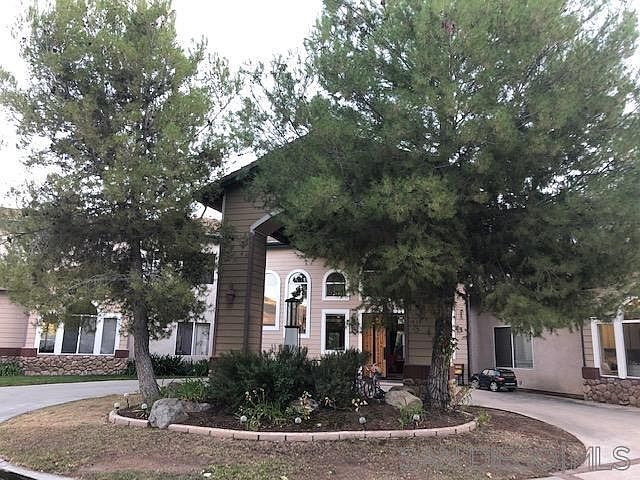 1st image of 10096 Pebble Creek Ln