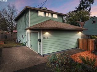 6833 SE Reedway St, Portland, OR 97206