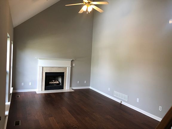 2nd image of 181 Woodfield Cir