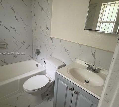 5th image of 134 SW 3rd Ct #134