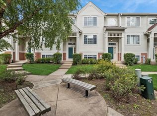 1333 New Haven Dr #1333, Cary, IL 60013