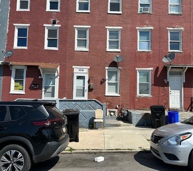 1st image of 1710 Briggs St