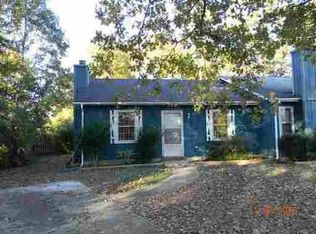 207 Hickory Grove Dr, Jacksonville, NC 28546