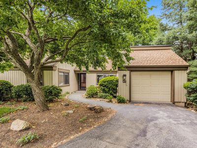 200 Heritage Hills #B, Somers, NY, 10589