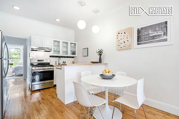 Sold by Corcoran | media 6