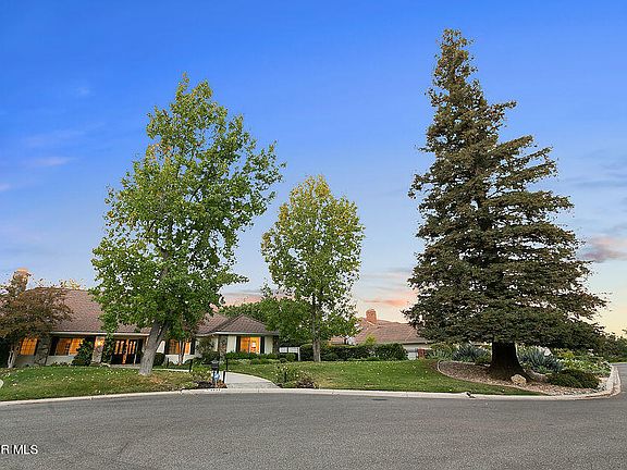 2nd image of 4897 Floresta Ct