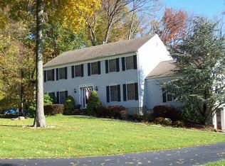 3 Drake Ct, Milford, NJ 08848