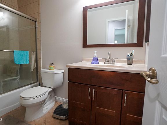 4th image of 1913 N Cloud Crest Cir