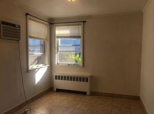 1900 Bogart Ave, Bronx, NY 10462