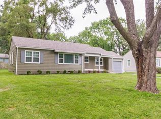 7242 Floyd St, Overland Park, KS 66204