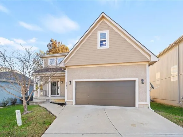 12477 Charlotte St, Kansas City, MO 64146