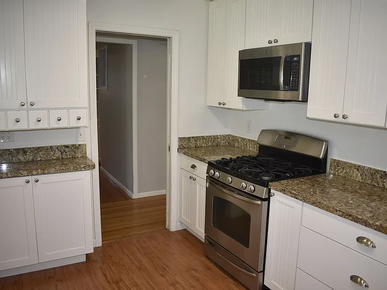 5311 Callister Ave — Photo 5