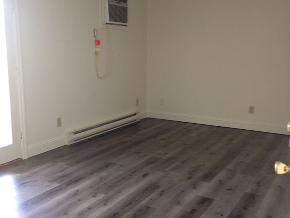 4th image of 14745 Sherwood Dr #5