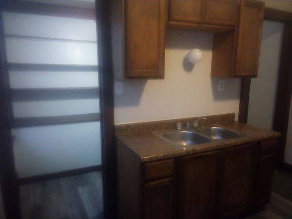 3rd image of 3912 W Cherry St #3912