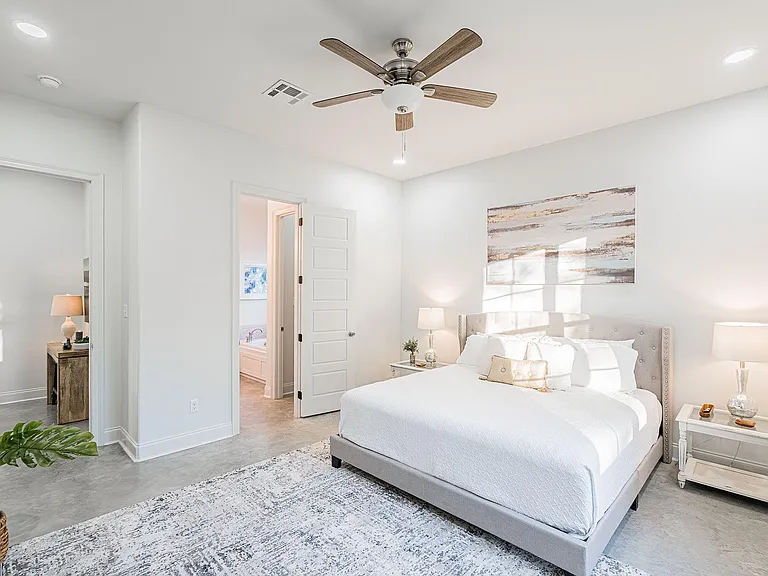 406 E Martial Ave — Photo 18