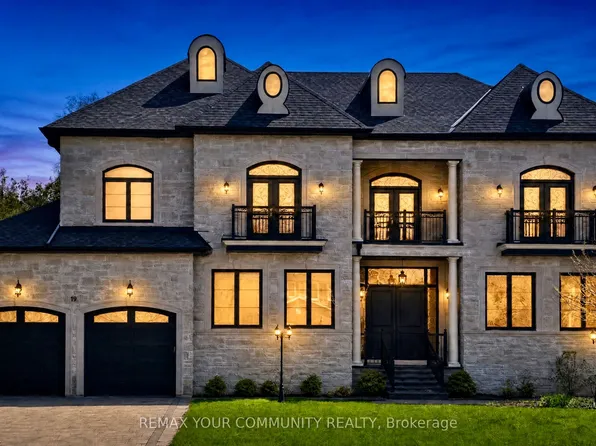 19 Blyth St, Richmond Hill, ON L4E 2Y1