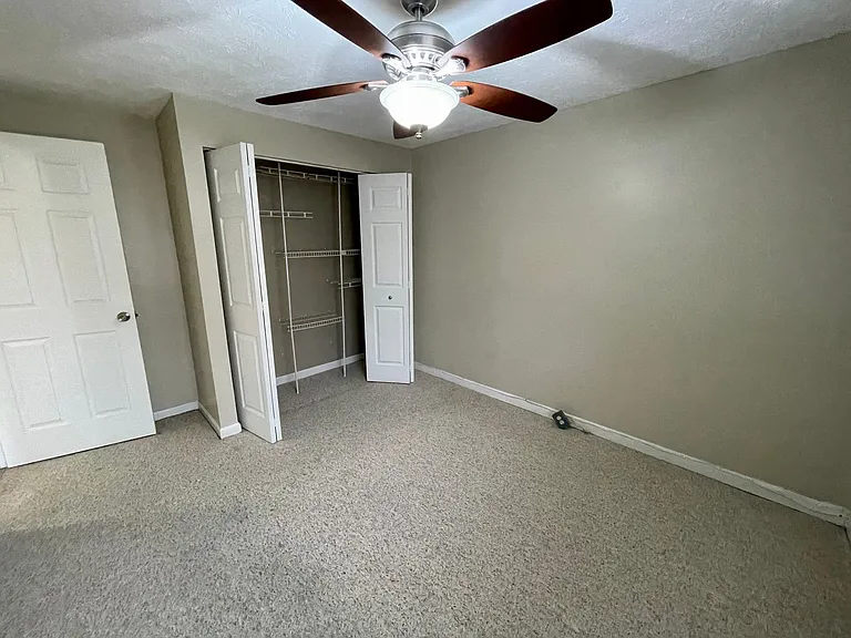 308 Ridge Point Cir — Photo 30
