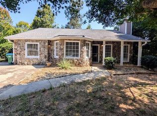 2736 Olde Gate Ct, Snellville, GA 30078