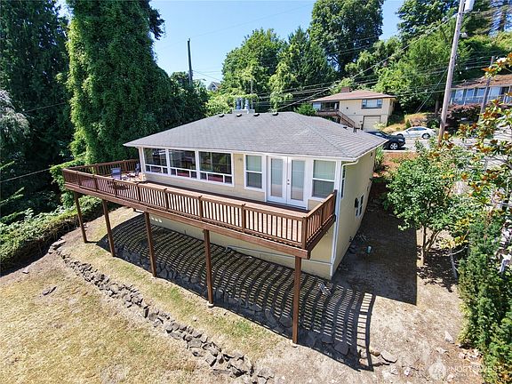 4th image of 722 S 31st Avenue