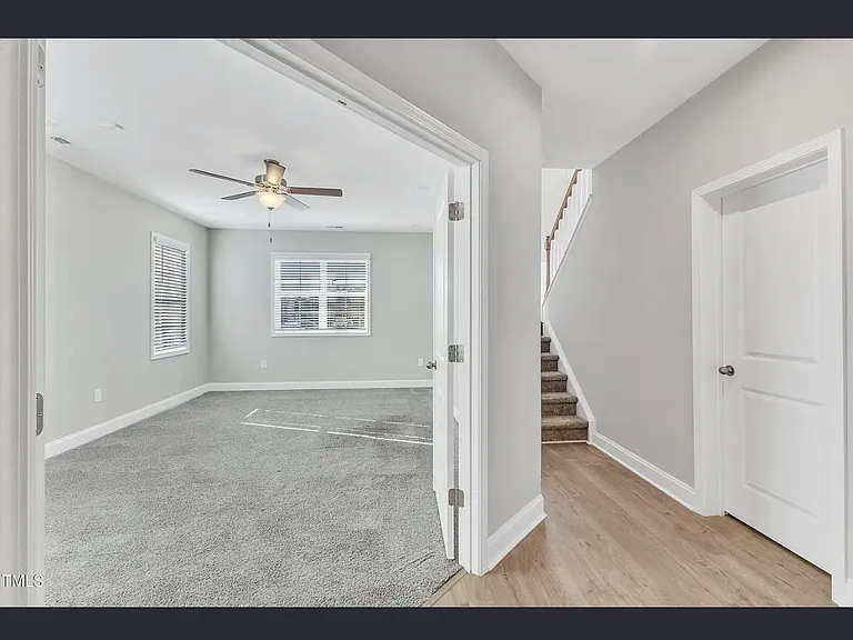 121 Gateway Townes Blvd — Photo 2