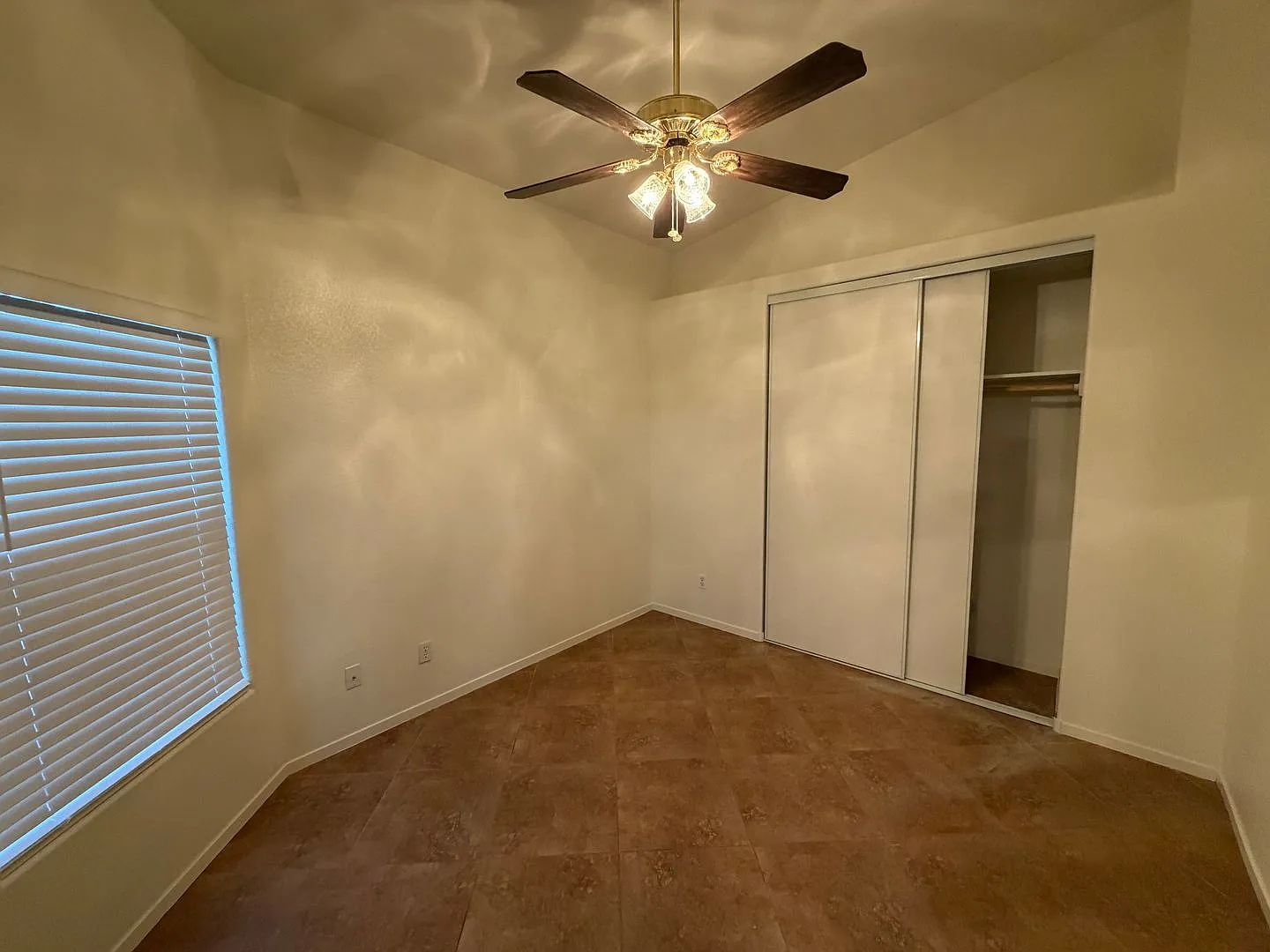 Spacious 3 Bedroom Home with Upgraded Garage & Private Backyard — Photo 4