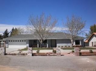 16580 Ash St, Hesperia, CA 92345