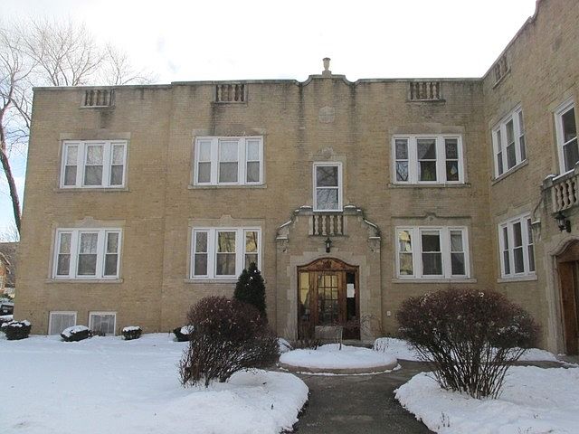 1st image of 5654 N Maplewood Ave #1