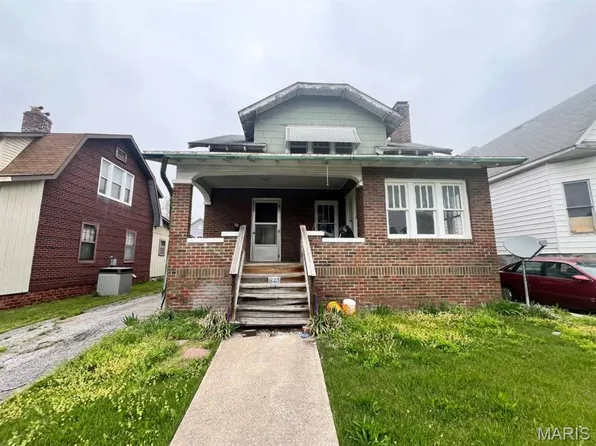 825 W Reed St, Moberly, MO 65270