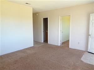 4th image of 10225 S Sun Valley Ave