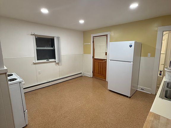 2nd image of 238 Church St Floor 2