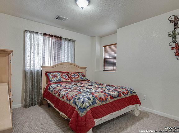 3rd image of 7814 Palomino Ct