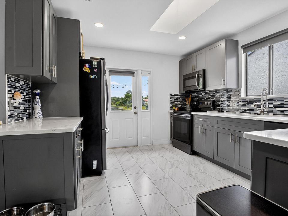 1st image of 6221 Country Fair Circle