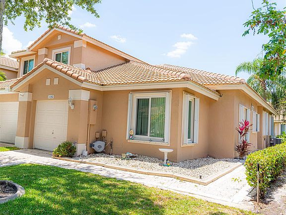 2nd image of 1102 SW 158th Avenue