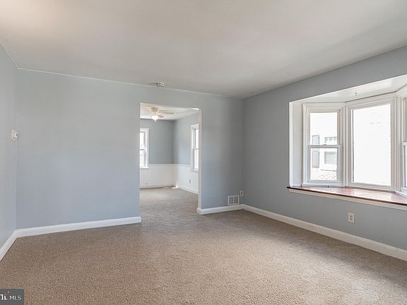 4th image of 4802 Crowson Ave