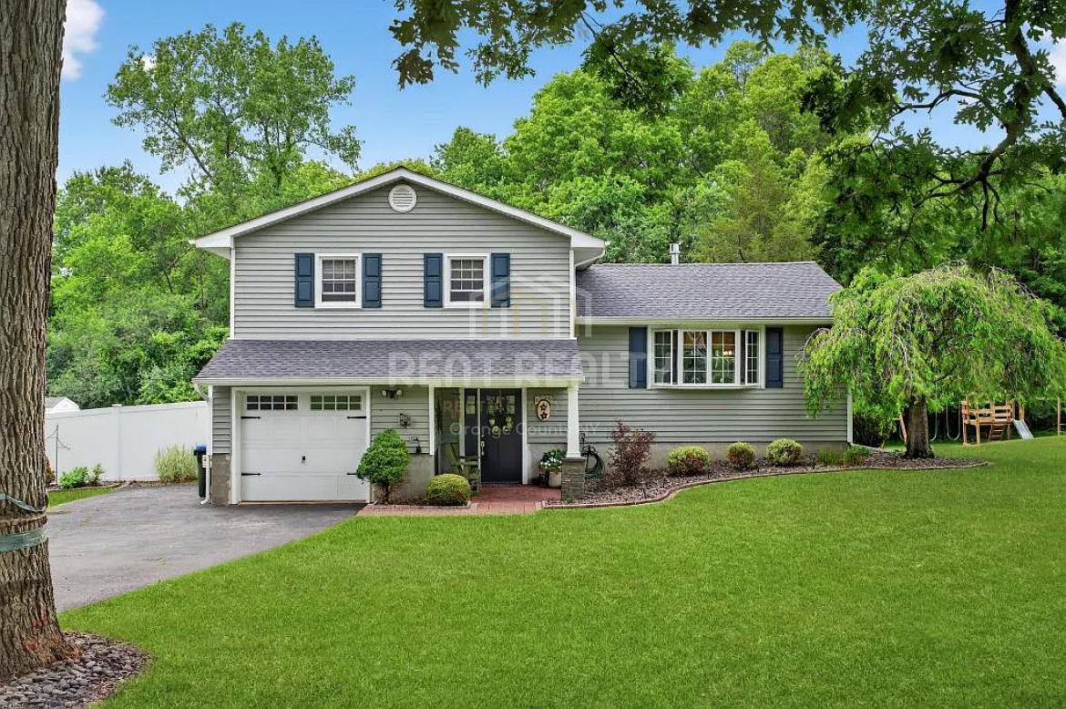 4 bed, 1545 sqft, $3,400 — Photo 2