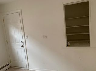 7208 Park Ave APT 3, Summit, IL 60501