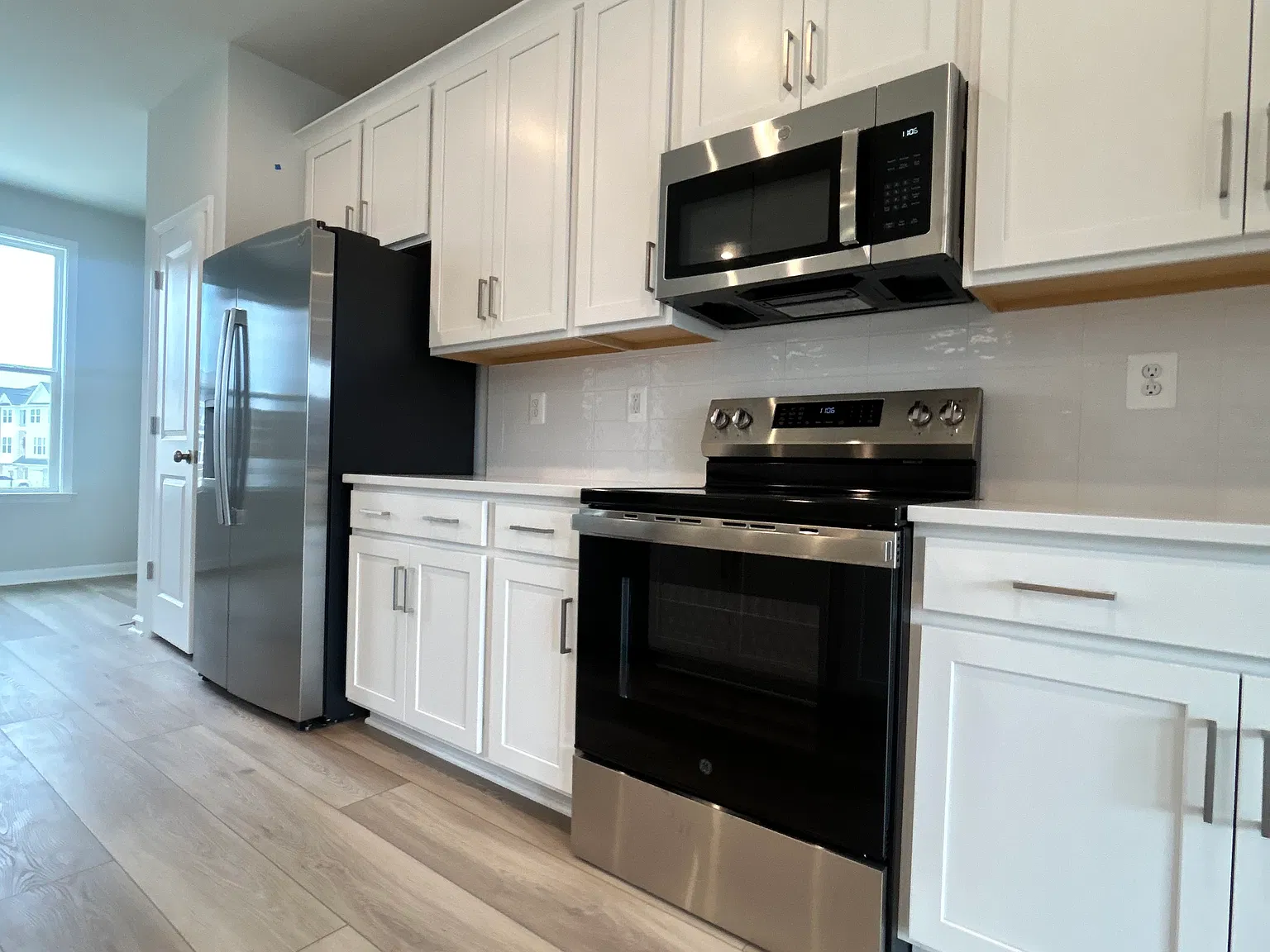 8707 Sybil St — Photo 3