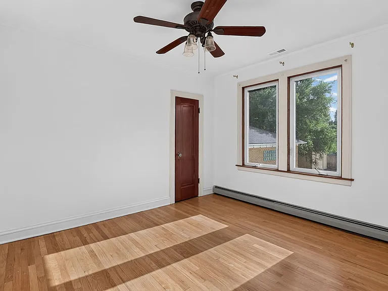 708 McCarthy Rd — Photo 11